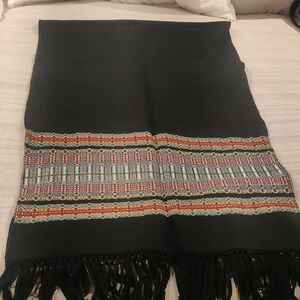 Vintage Fait A La Main Madawaska Weavers Pure Wool Large Black Shawl/Scarf